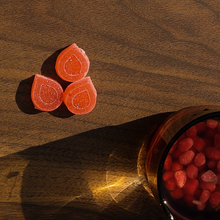Charger l'image dans la galerie, CBZ™- CBN + CBD Pomegranate Berry Gummy Drops-02